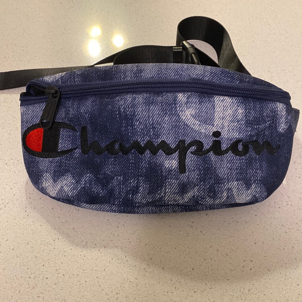 Champion Crossbody/Waist Bag